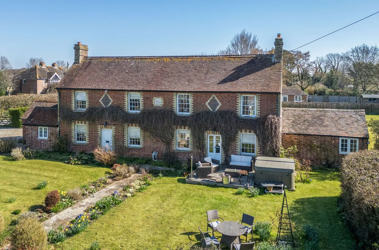 Chapel Lane, West Wittering, PO20, photo 19