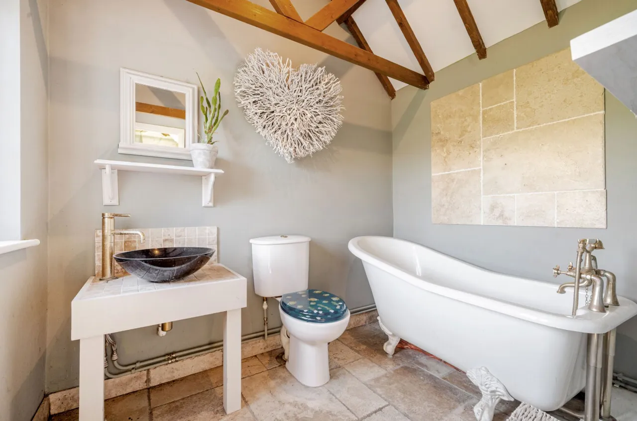 Chapel Lane, West Wittering, PO20, photo 6