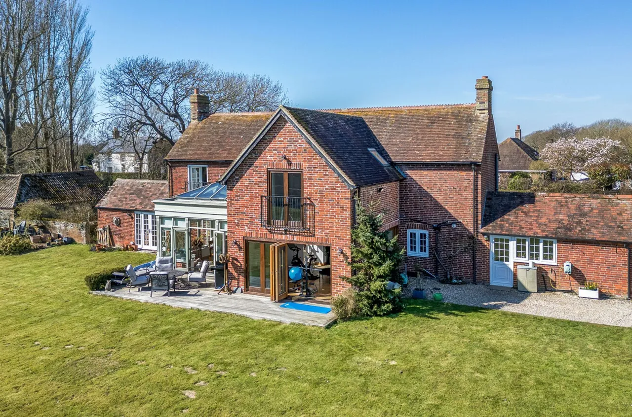 Chapel Lane, West Wittering, PO20, photo 4