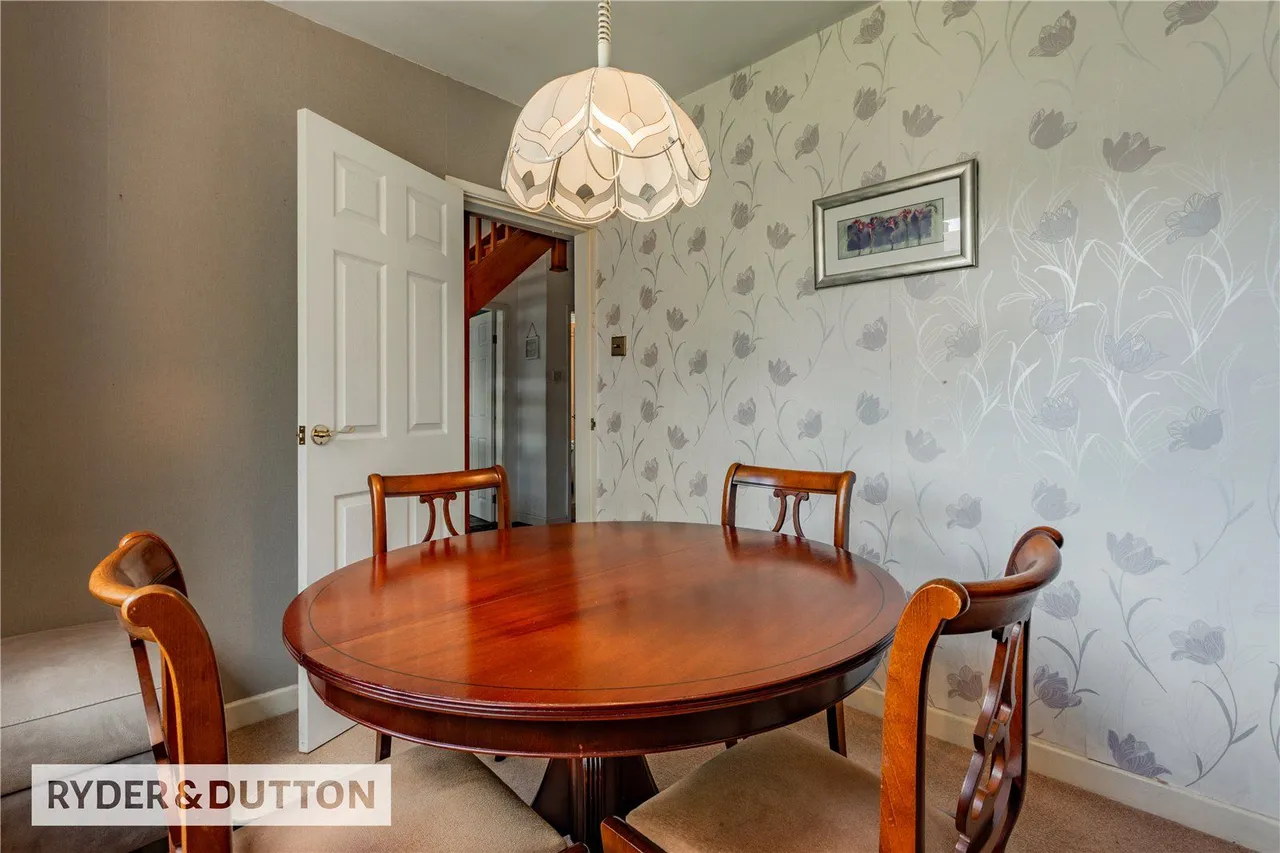 Sunfield Crescent, Royton, OL2, photo 13
