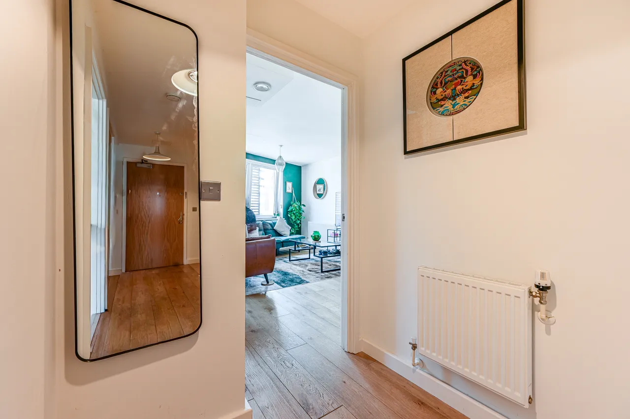 Flat 2, Howarth House, 125 Pelton Road, London, photo 6