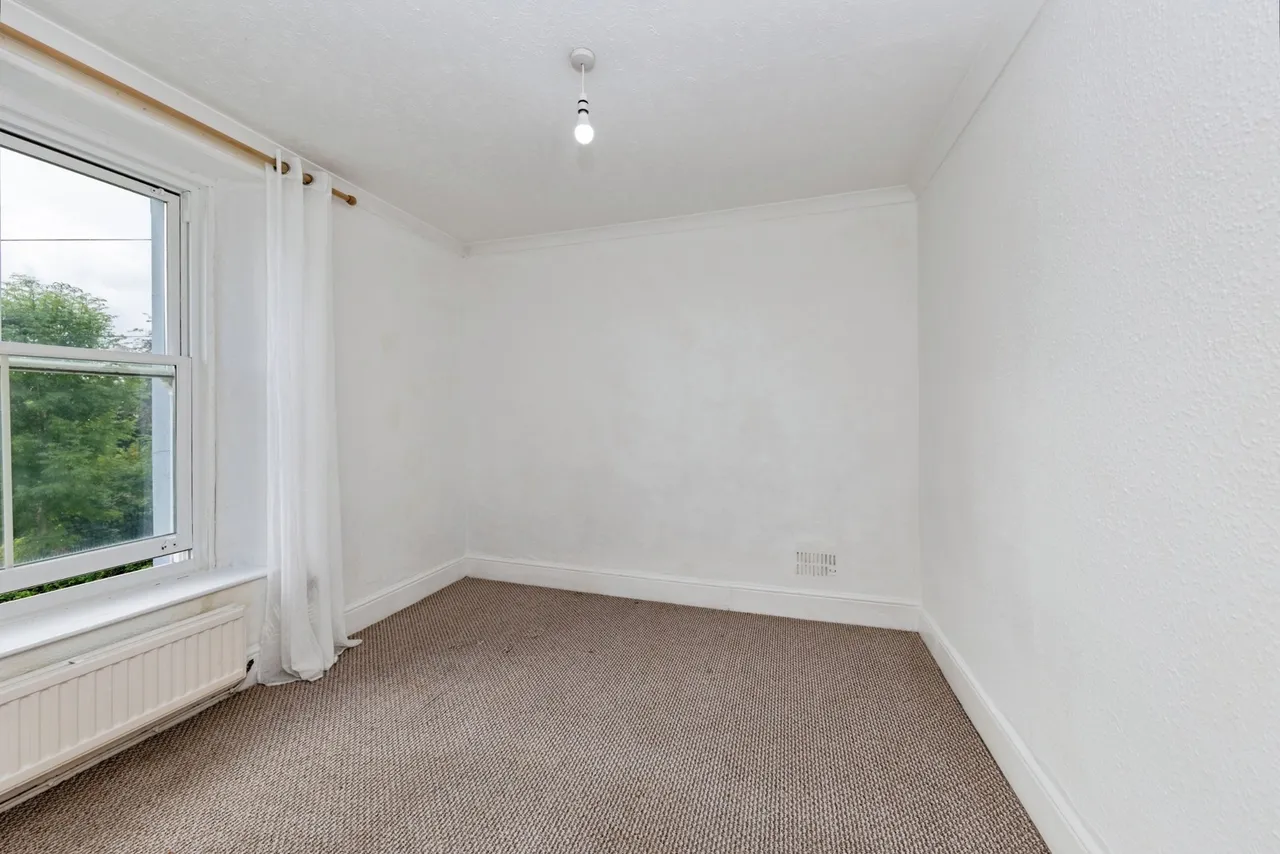 Old Priory Road, Carmarthen, SA31, photo 14