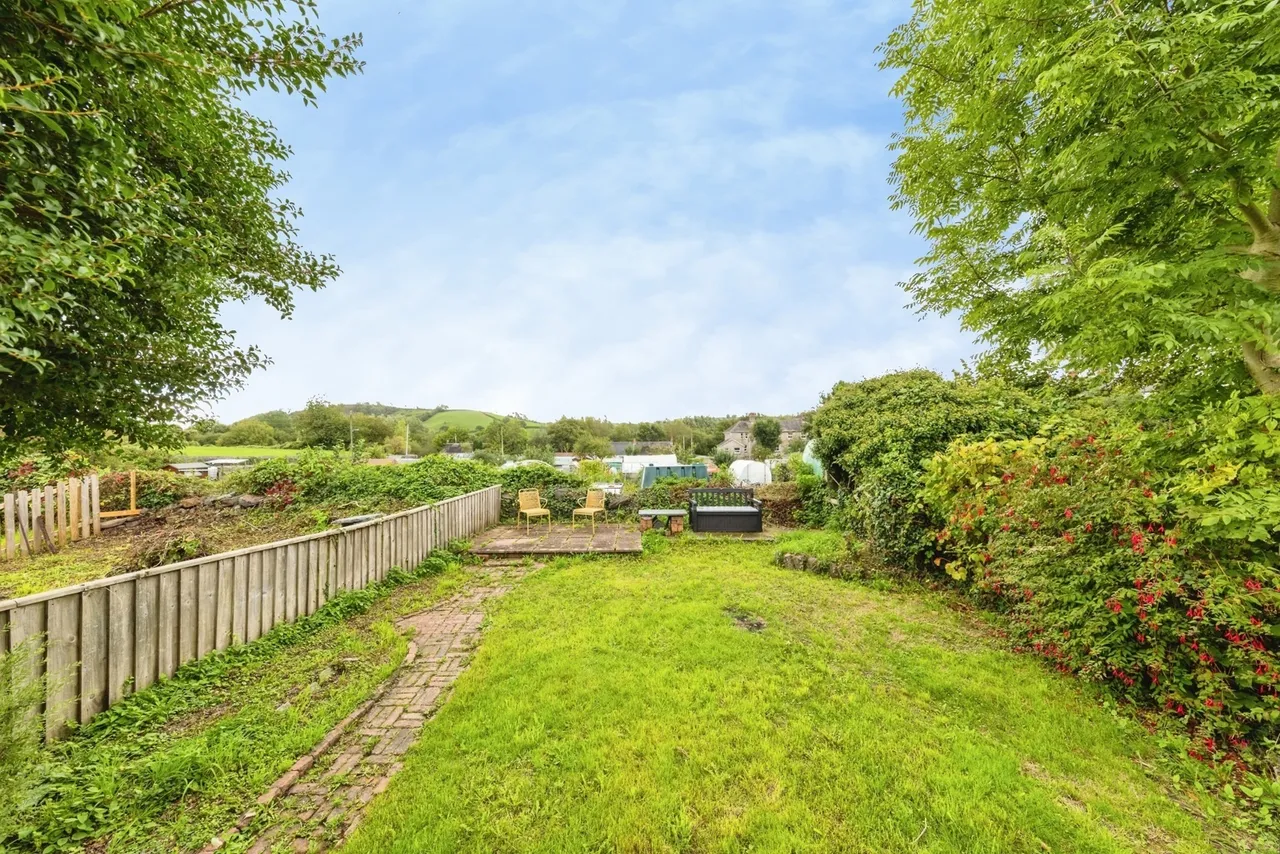 Old Priory Road, Carmarthen, SA31, photo 17