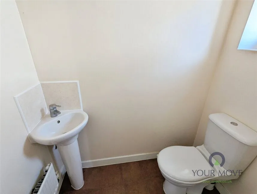 Bingley Crescent, Kirkby-in-Ashfield, NG17, photo 7