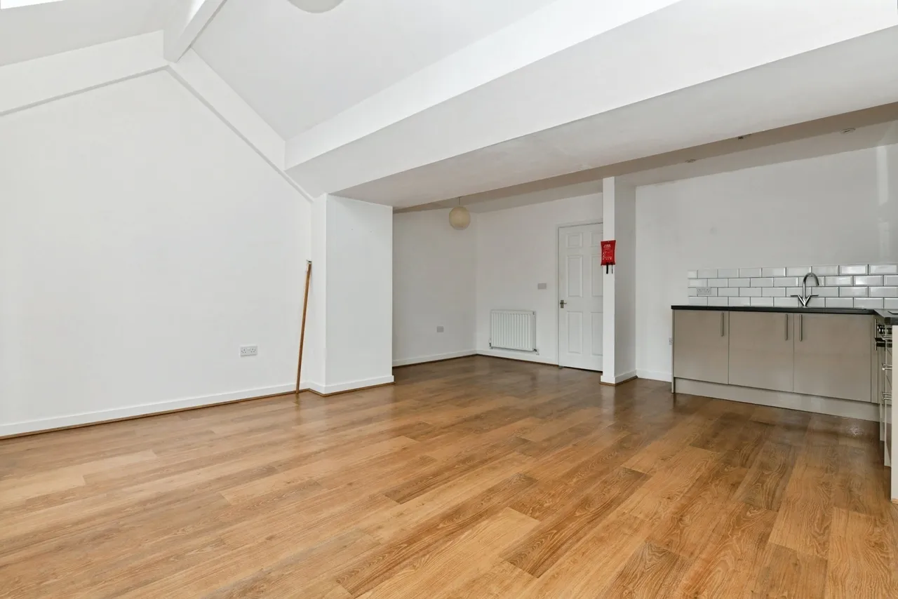 Stillhouse Lane, Bristol, Somerset, BS3, photo 6