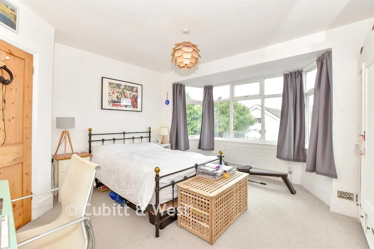 Kings Avenue, Chichester, PO19, photo 8
