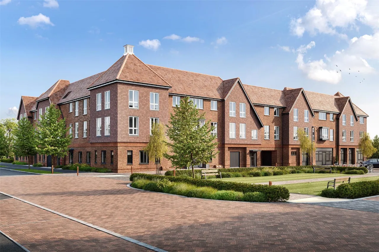 2 bed flat for sale, Webber Street, Horley, RH6