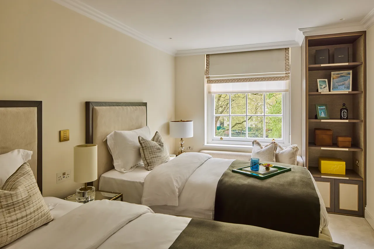 Portman Square, Marylebone, London, photo 10