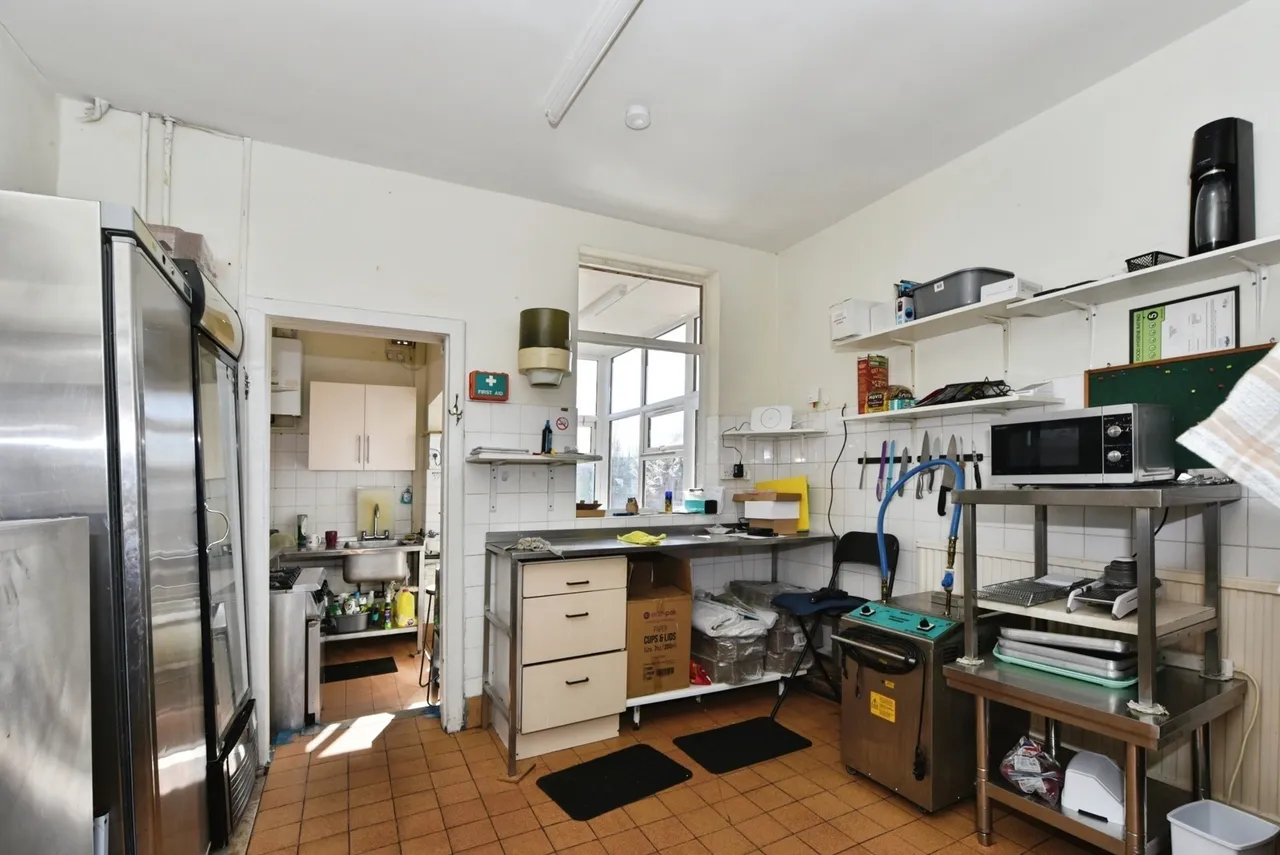 Trafalgar Road, Sheffield, S6, photo 5