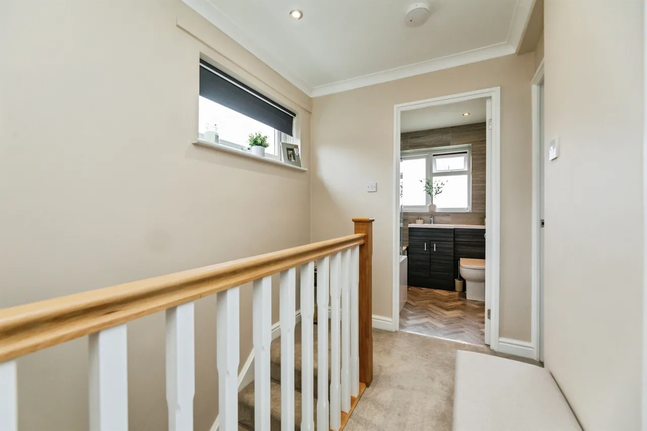 Chapelfield Crescent, Thorpe Hesley, ROTHERHAM, photo 11