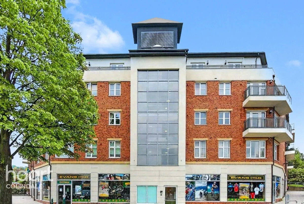 Peaberry Court, Greyhound Hill, NW4, photo 6
