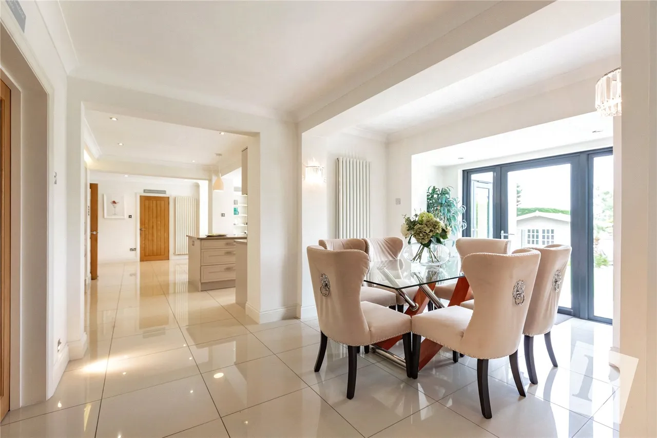 Holden Way, Upminster, Essex, RM14, photo 11