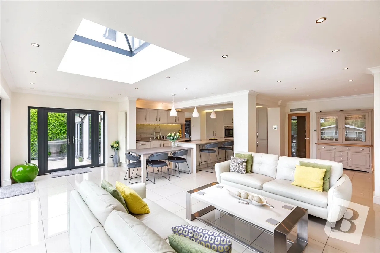 Holden Way, Upminster, Essex, RM14, photo 4