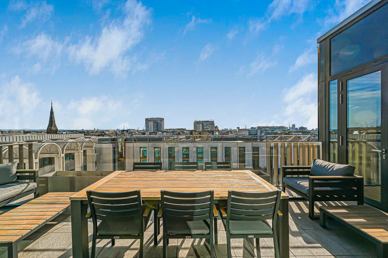 4 bed flat for sale — Pearson Square, Fitzrovia, London