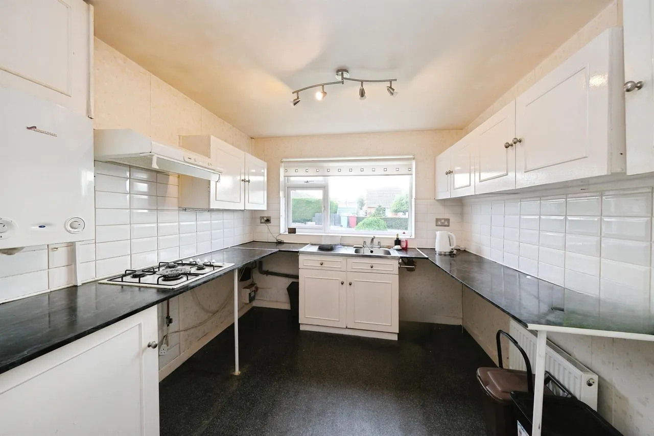 Danbury Close, Grassmoor, S42, photo 2