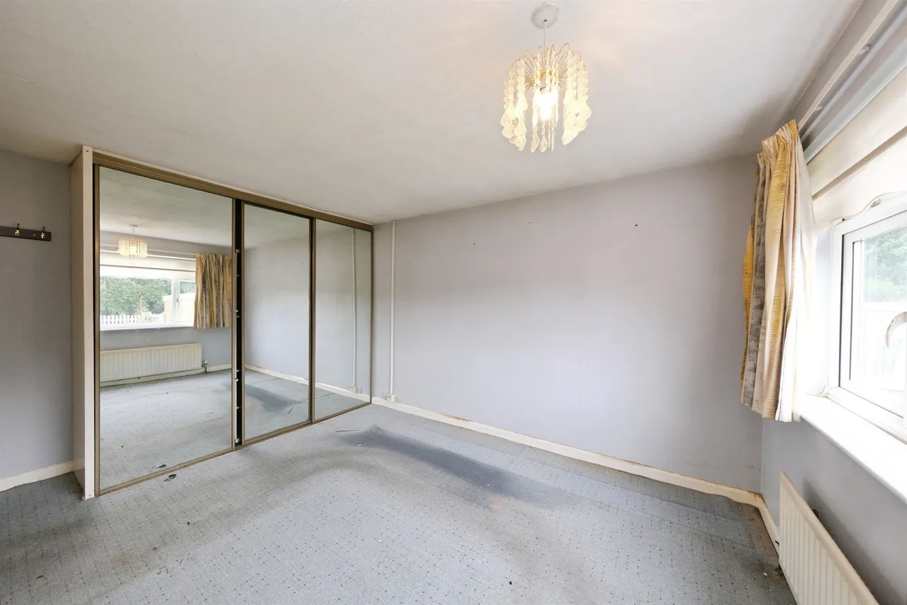 Danbury Close, Grassmoor, S42, photo 6