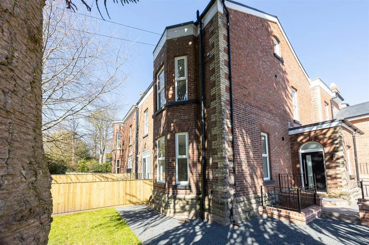 Prestbury Road, Macclesfield, SK10, photo 14