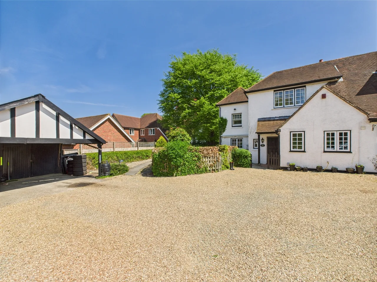 3 bed house for sale, Perry Lane, Bledlow, HP27