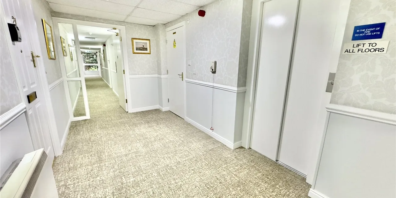 Telegraph Road, Heswall, CH60, photo 4