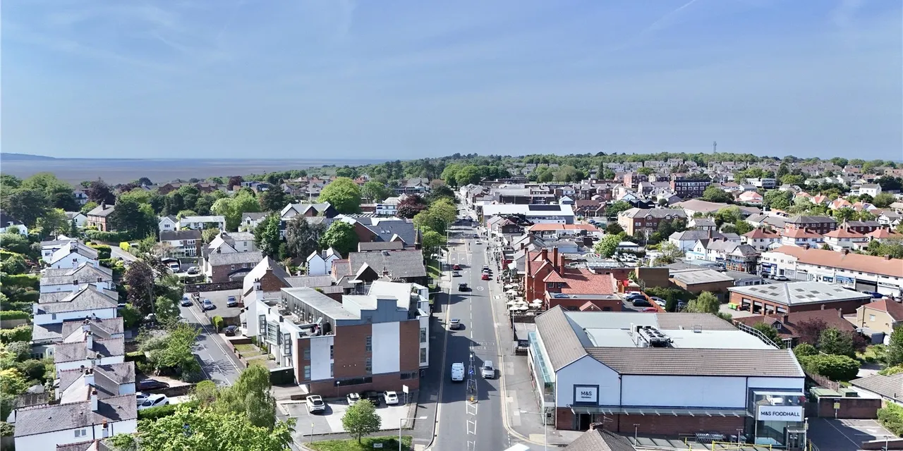 Telegraph Road, Heswall, CH60, photo 2
