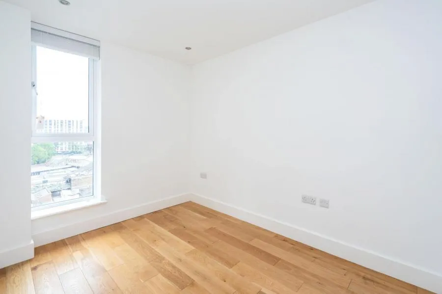 Sutton Court Road, Sutton, SM1, photo 6