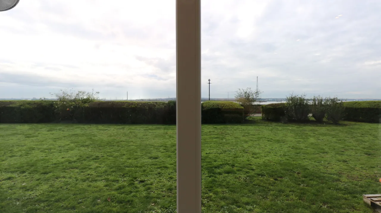 Timber Court, Grays, Essex, RM17 6PW, photo 10