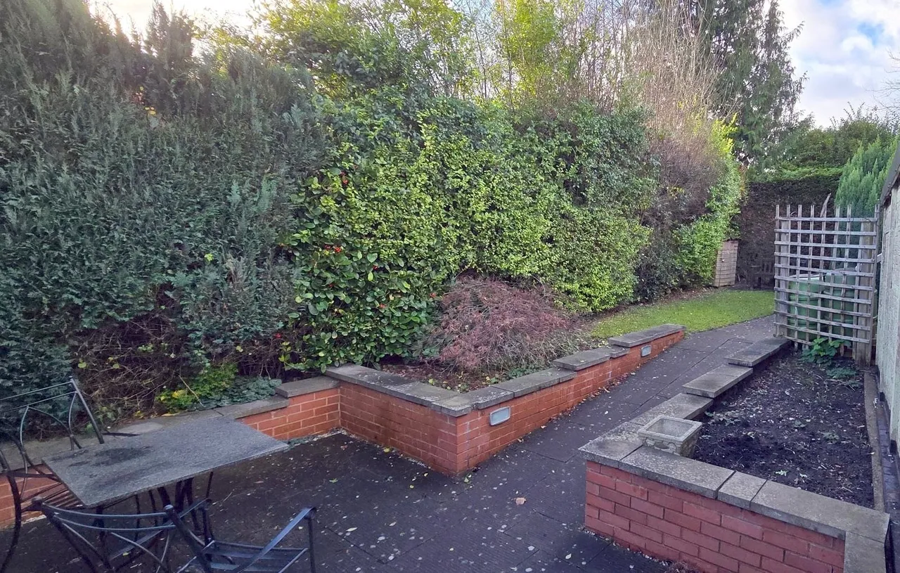 Fair Isle Drive, Nuneaton, Warwickshire, CV10, photo 9
