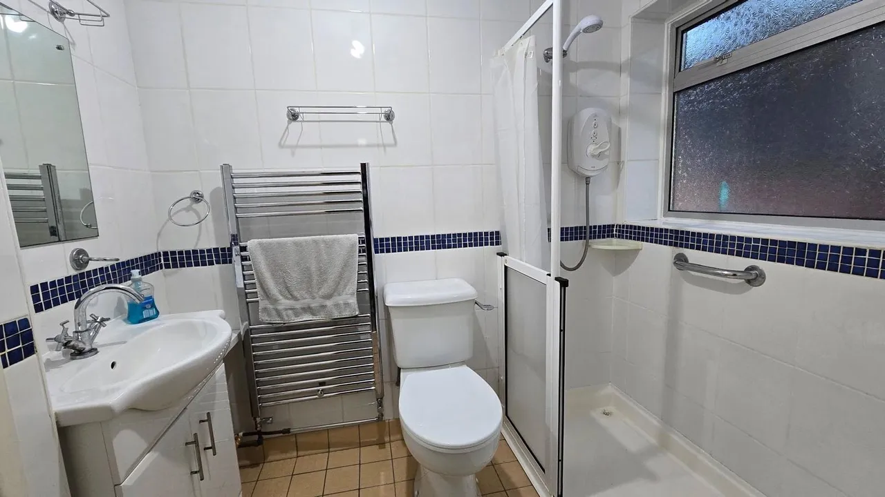 Fair Isle Drive, Nuneaton, Warwickshire, CV10, photo 8