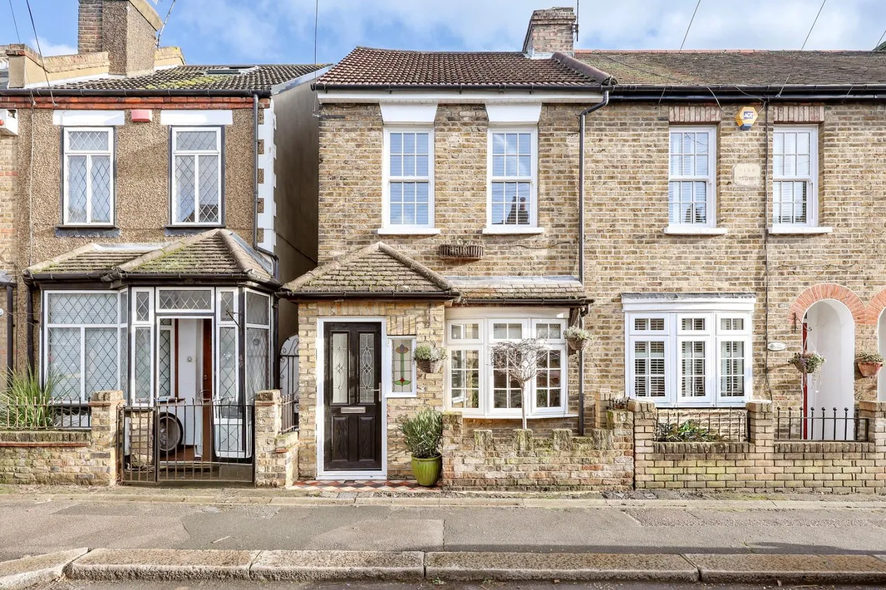 Alfred Road, Buckhurst Hill, IG9 6DP, photo 7