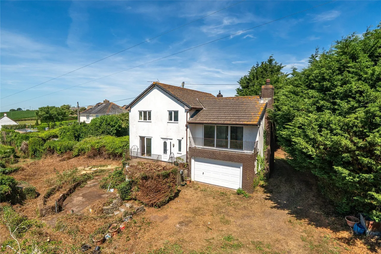 4 bed property for sale, Southside, Coldridge, EX17