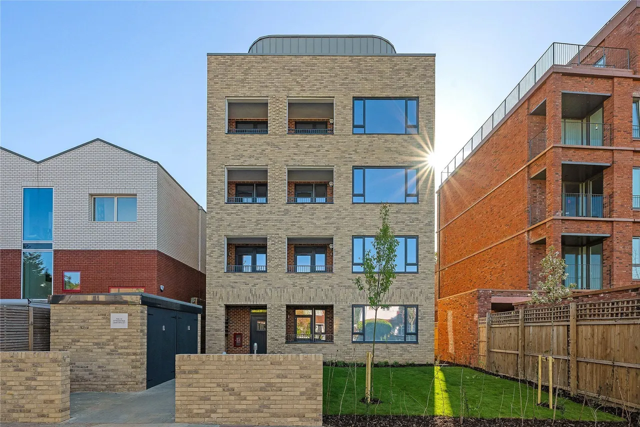 Thornton Road, London, SW12, photo 4