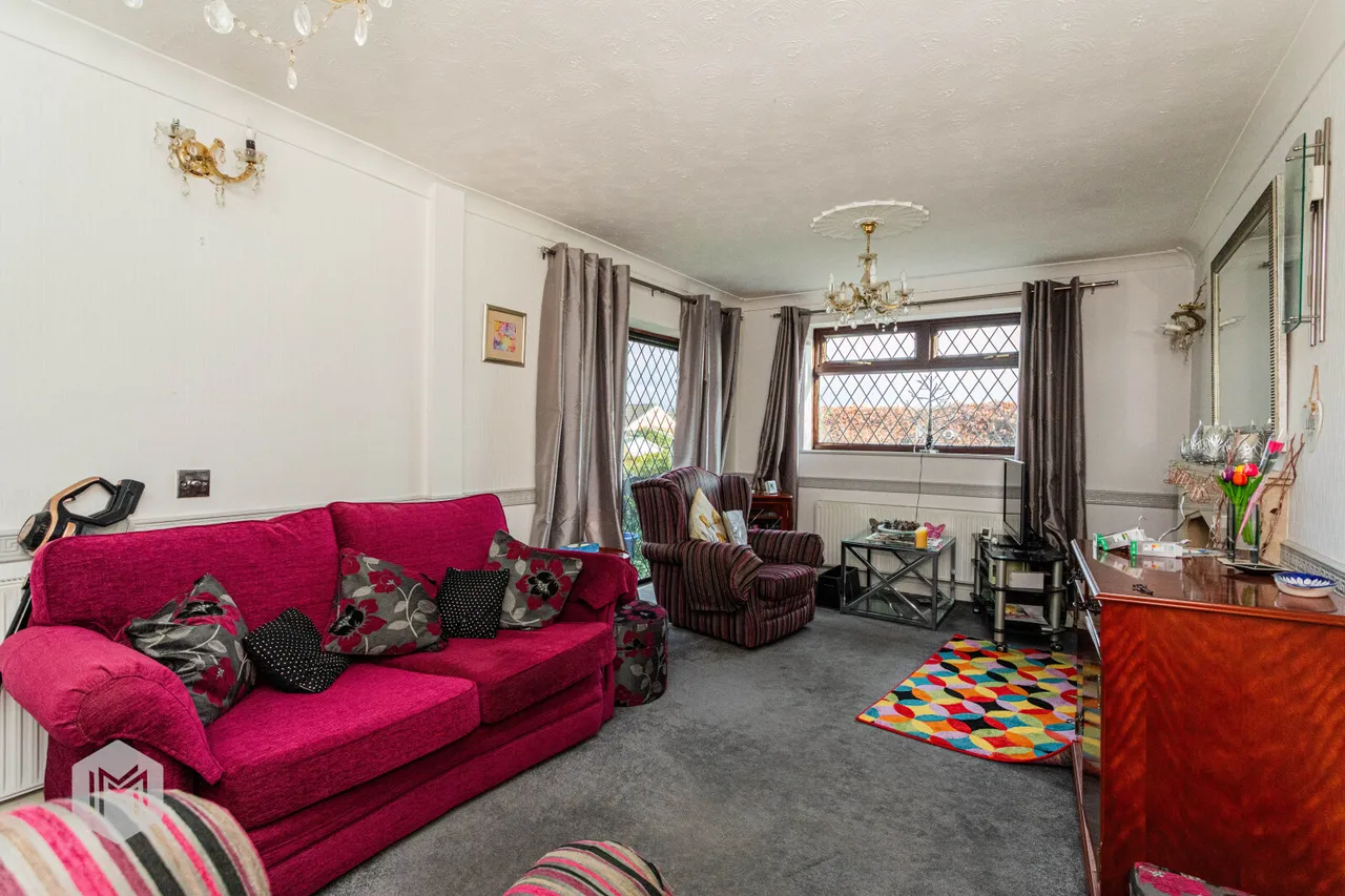 Watling Street, Bury, BL8 2JJ, photo 20
