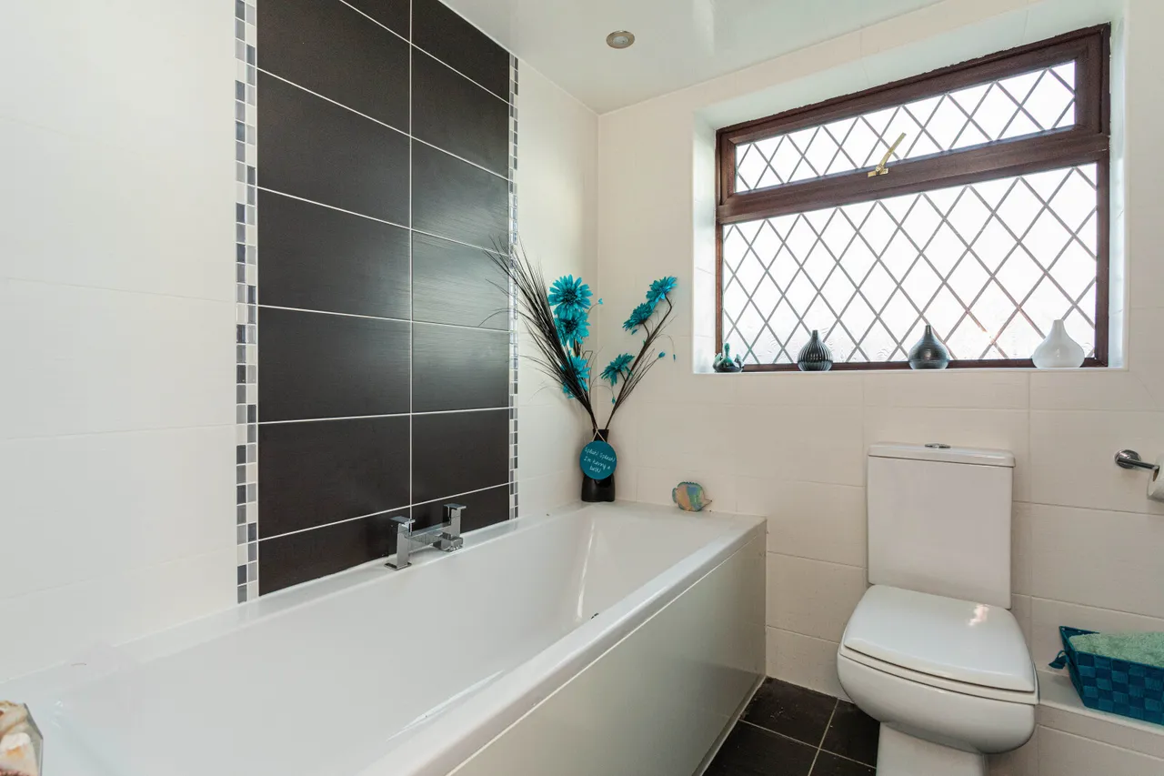 Watling Street, Bury, BL8 2JJ, photo 18
