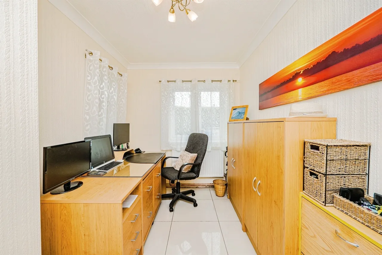 Castle Green Cardiff, CF5, photo 14