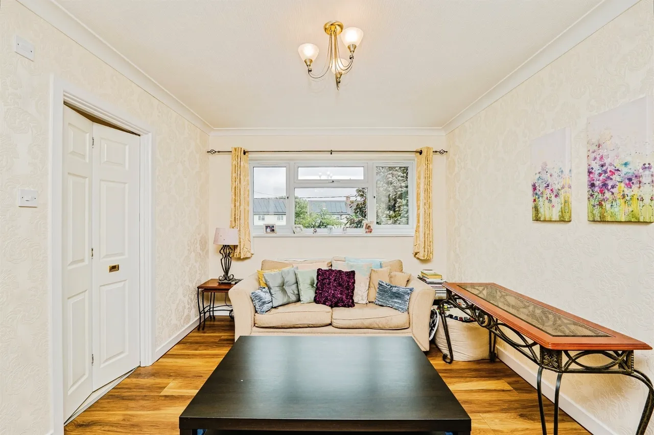 Castle Green Cardiff, CF5, photo 19