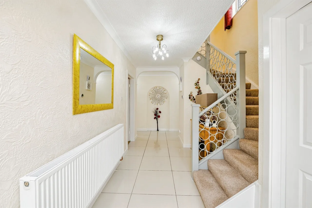 Castle Green Cardiff, CF5, photo 16