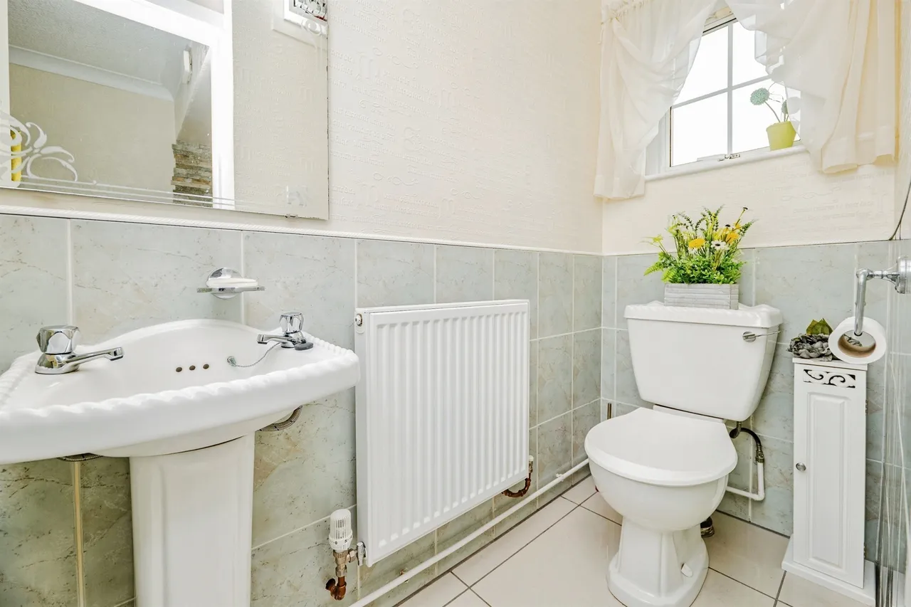Castle Green Cardiff, CF5, photo 15