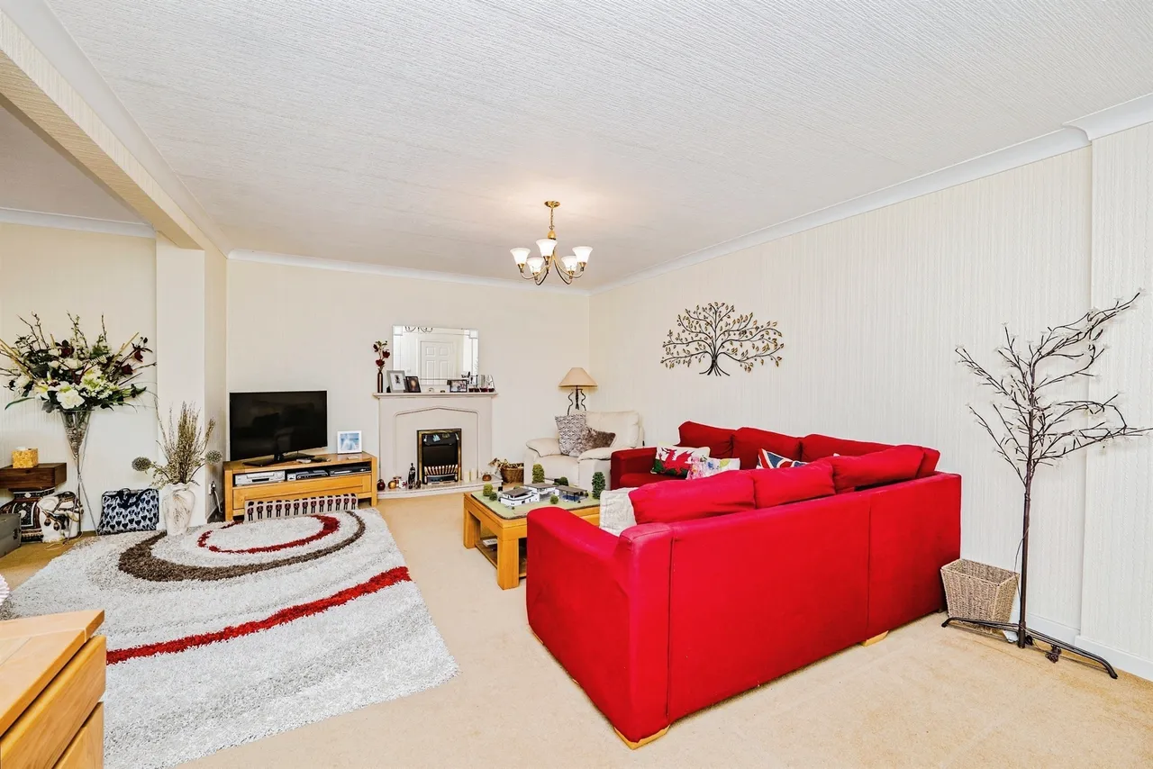 Castle Green Cardiff, CF5, photo 9