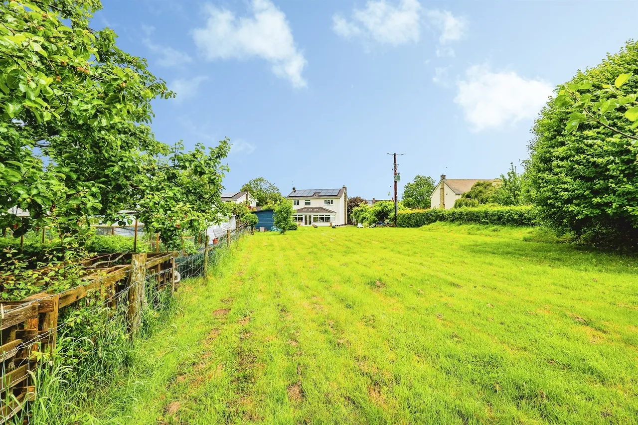 Castle Green Cardiff, CF5, photo 27