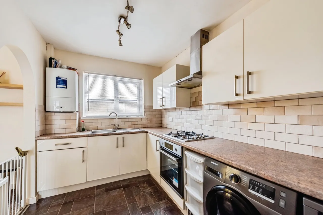 Banwell Avenue, SWINDON, Wiltshire, SN3, photo 6