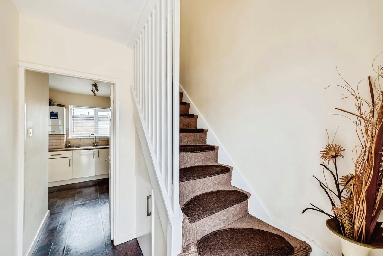 Banwell Avenue, SWINDON, Wiltshire, SN3, photo 5