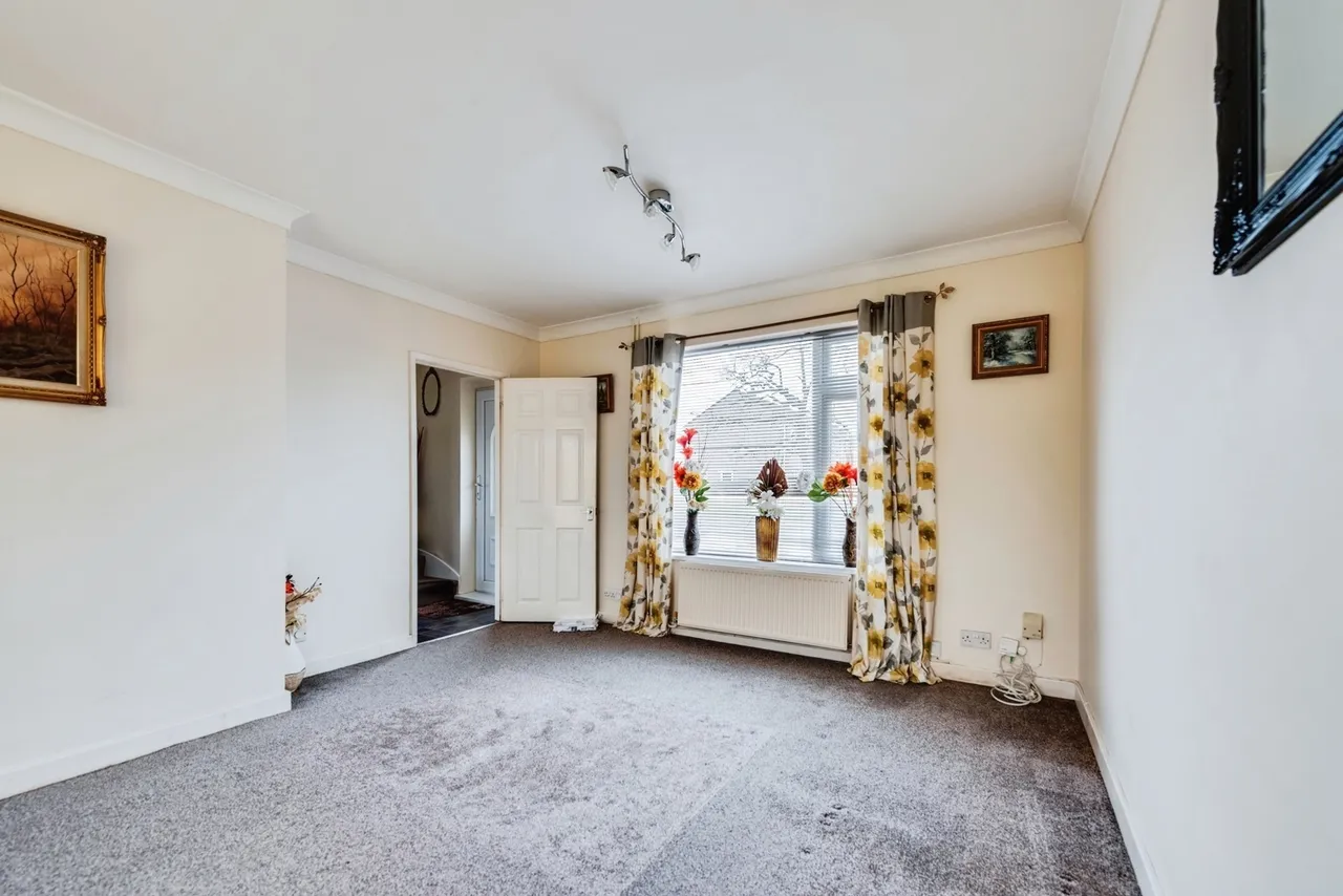 Banwell Avenue, SWINDON, Wiltshire, SN3, photo 10