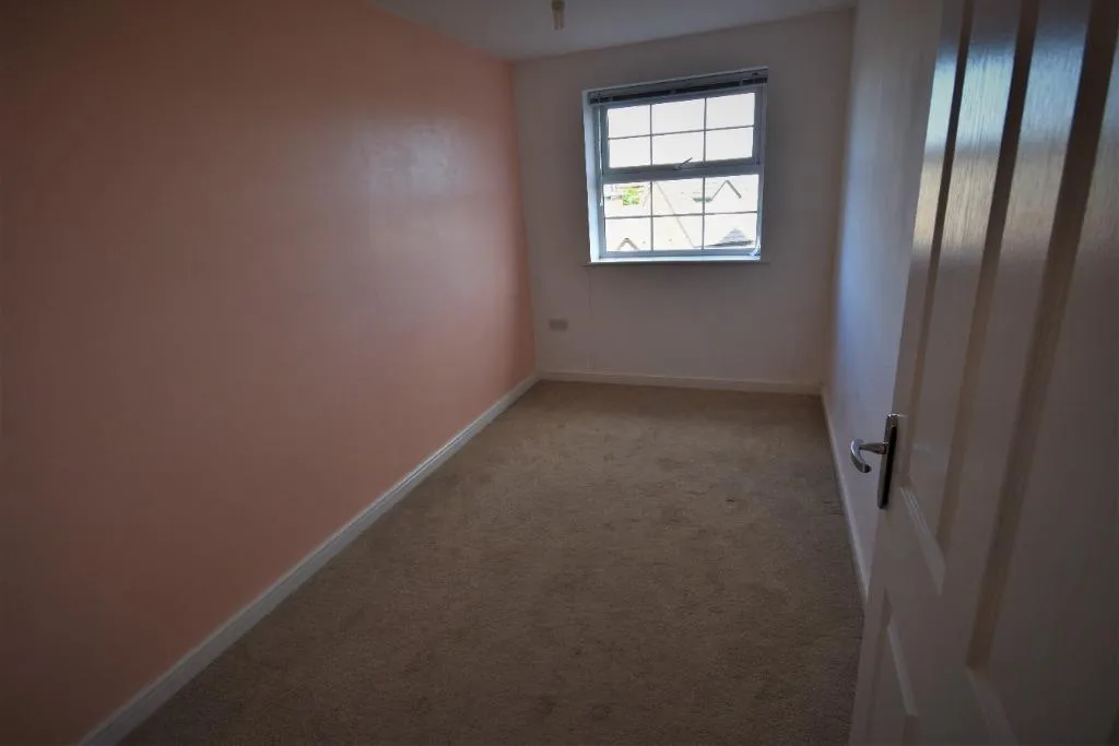 Off Watery Road, Wrexham, LL13, photo 5