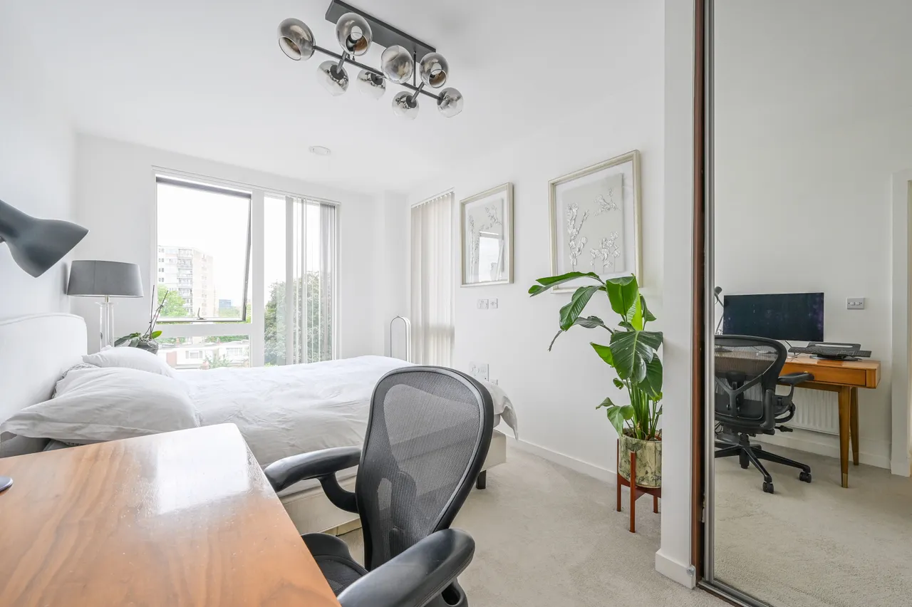 London, E14, photo 11