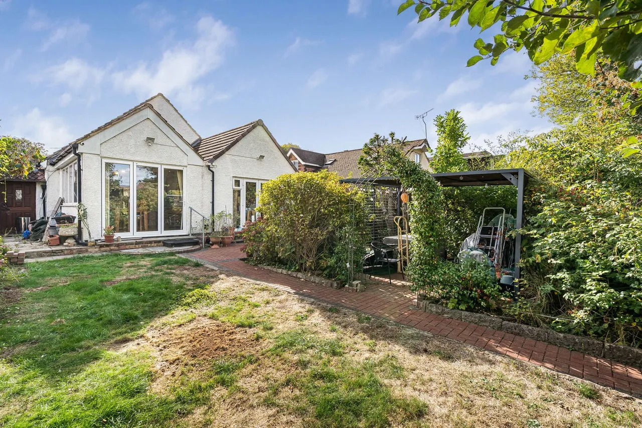Little Green Lane, Chertsey, KT16, photo 16