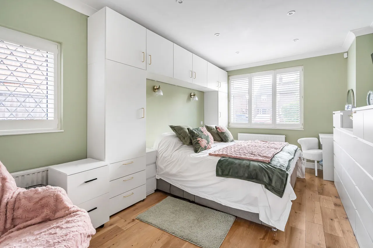 Little Green Lane, Chertsey, KT16, photo 4