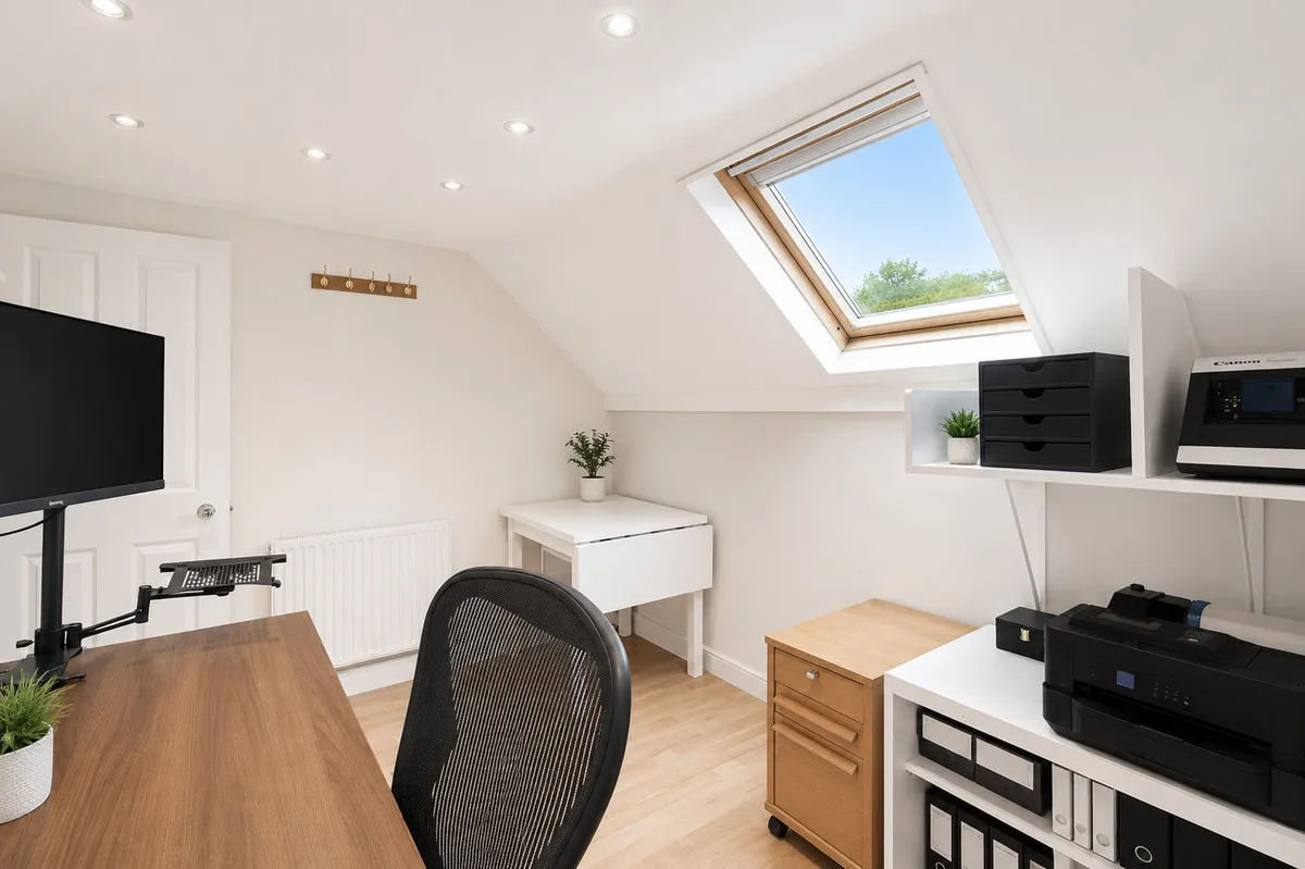 Horndon Road, Collier Row, Romford, RM5 3EU, photo 23