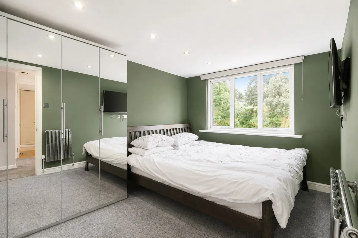 Horndon Road, Collier Row, Romford, RM5 3EU, photo 16