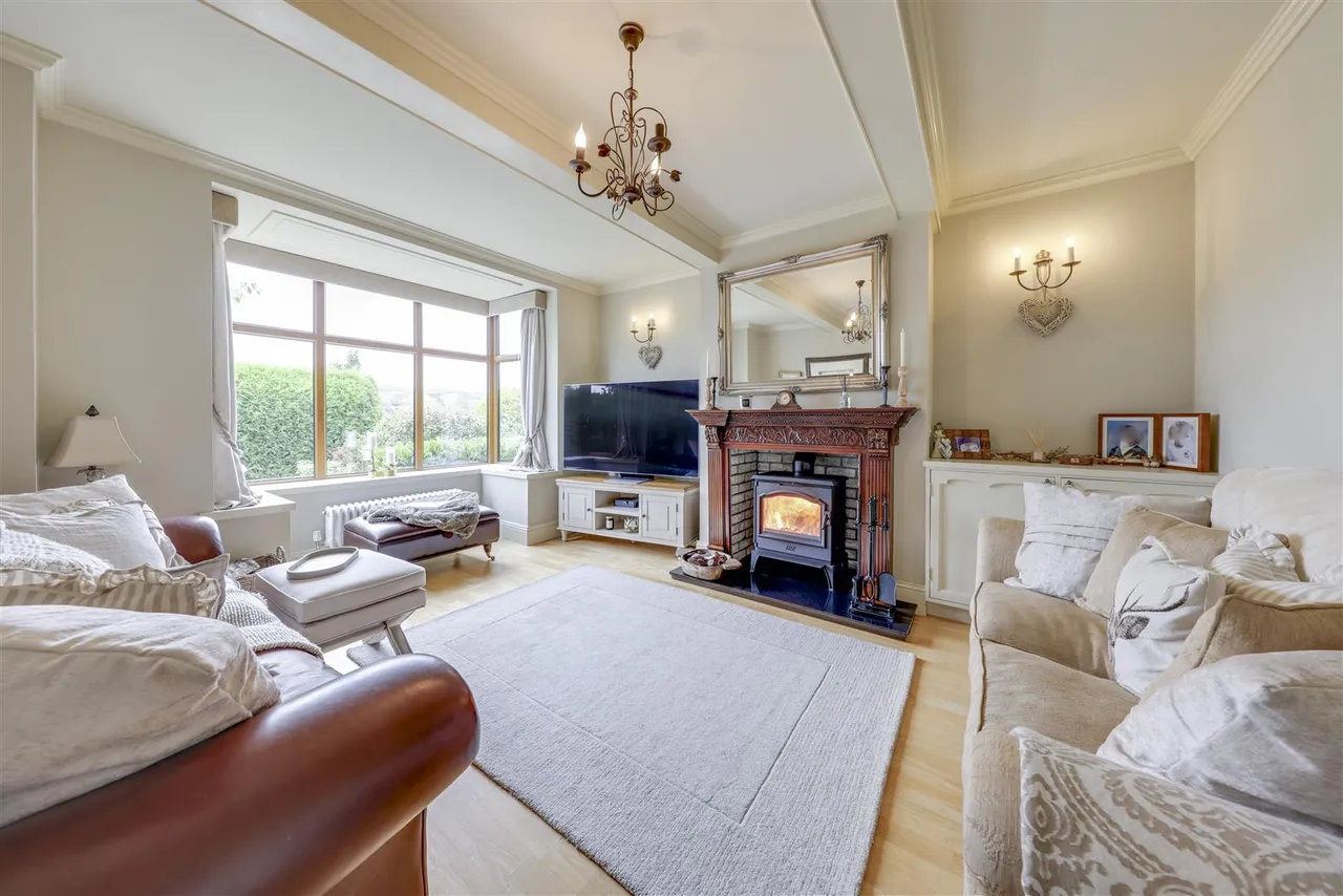 Rochdale Road, Bacup, photo 9