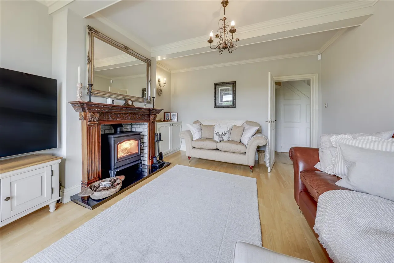 Rochdale Road, Bacup, photo 10